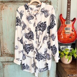Paisley Lightweight Button-Up Tie Front Blouse (DR2) XL